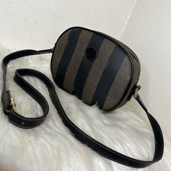 💯Authentic Fendi Pecan Crossbody Bag🍀 - Picture 7 of 17